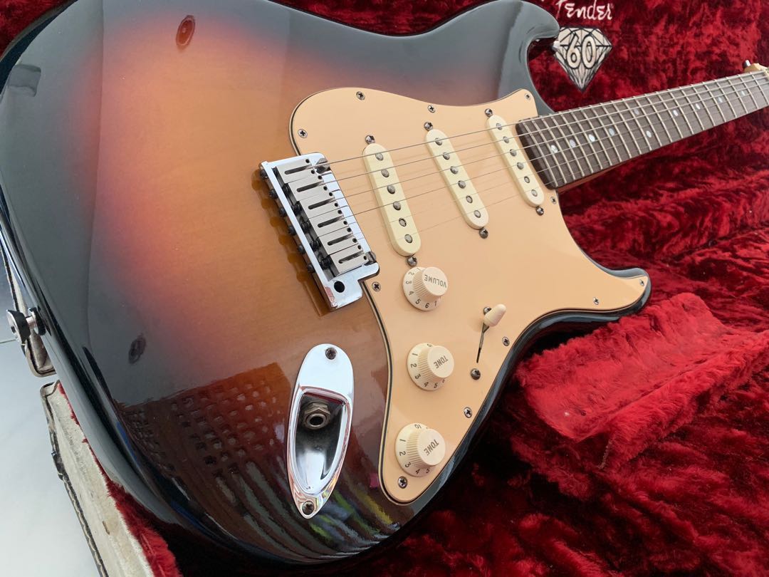 Fender stratocaster 60th anniversary store diamond edition