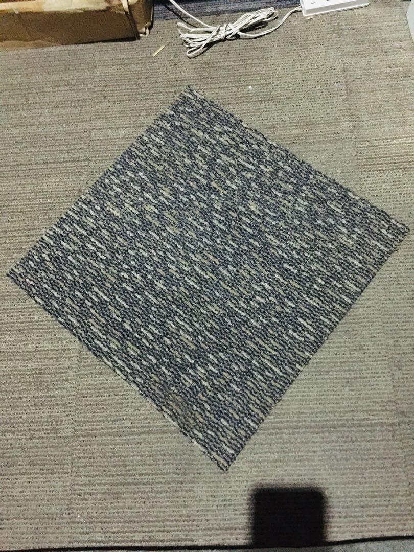Heavy duty 2nd hand carpet tiles, Furniture & Home Living, Home Decor, Carpets, Mats & Flooring