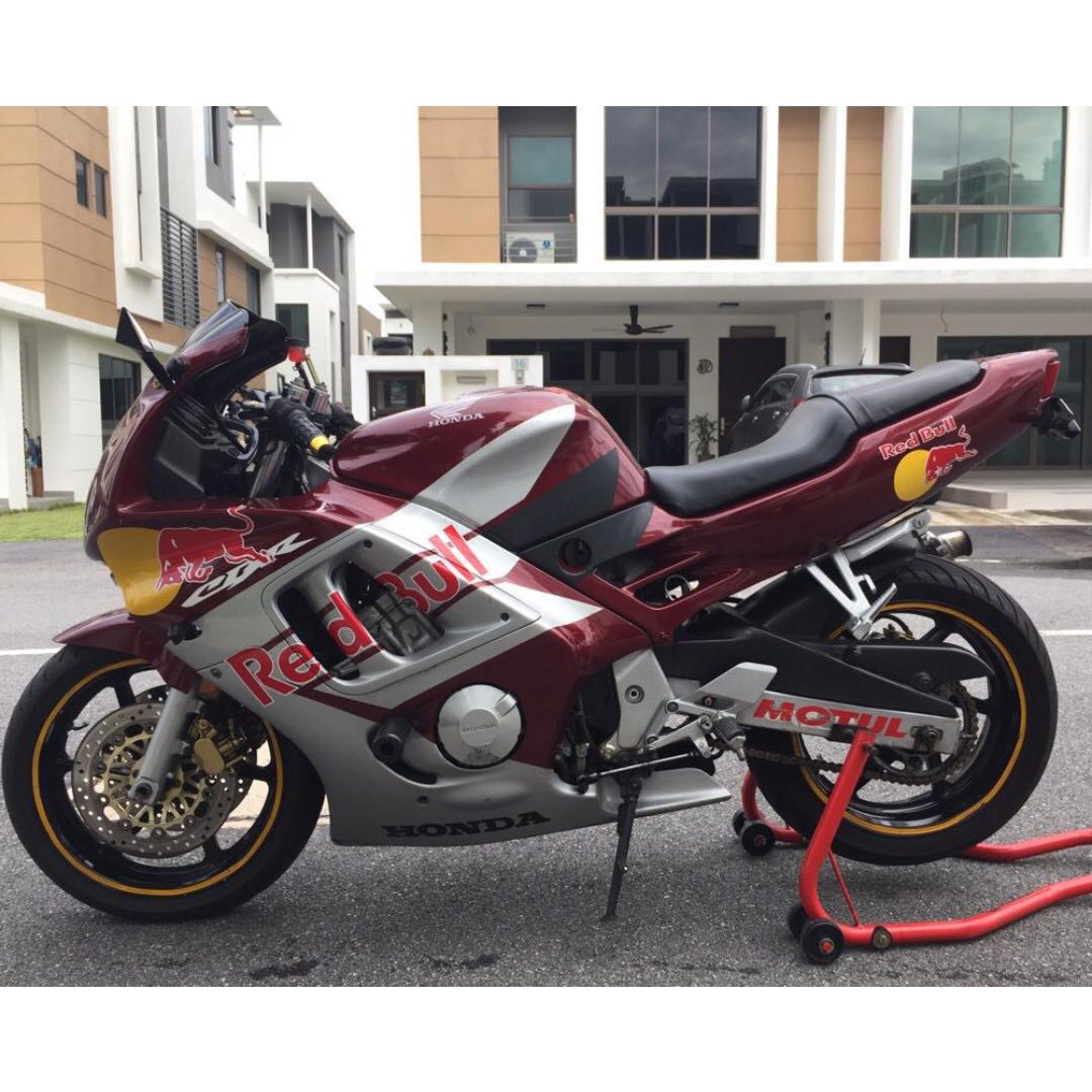 Honda CBR 600 F3 1995 Register 1996. Retro Bike. Motorbikes on