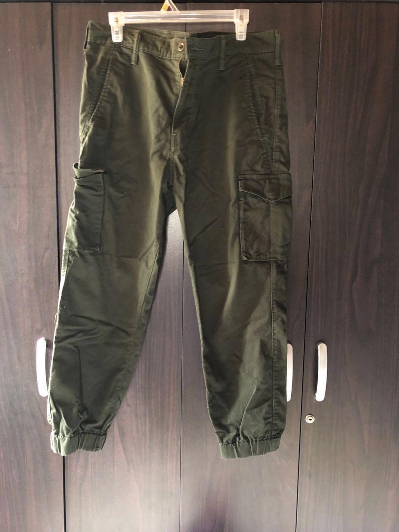 Levi's banded cargo jogger pants(s:34), Women's Fashion, Bottoms, Other  Bottoms on Carousell