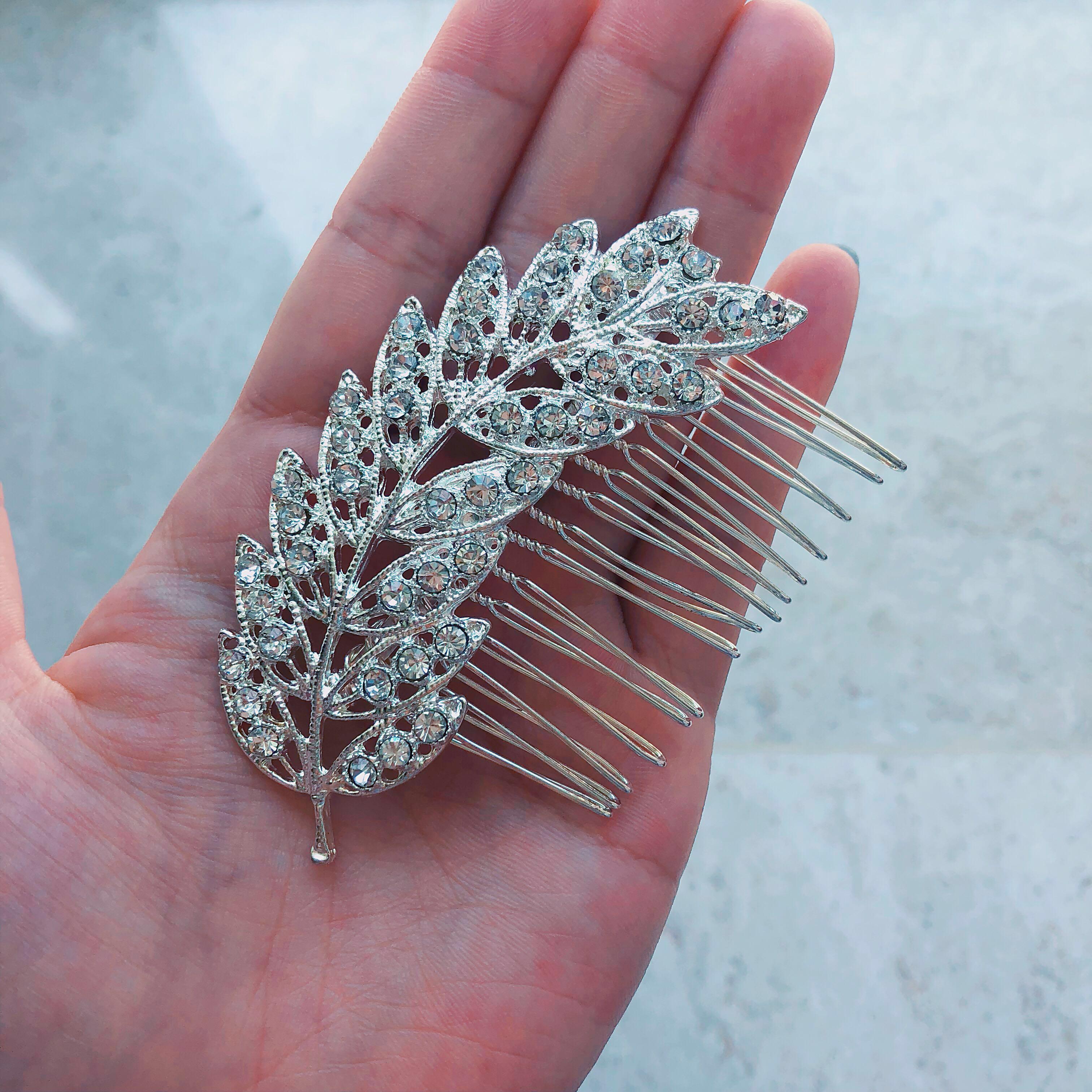 Lovisa Bridal hair accessory Women s Fashion Watches Accessories Other Accessories on Carousell