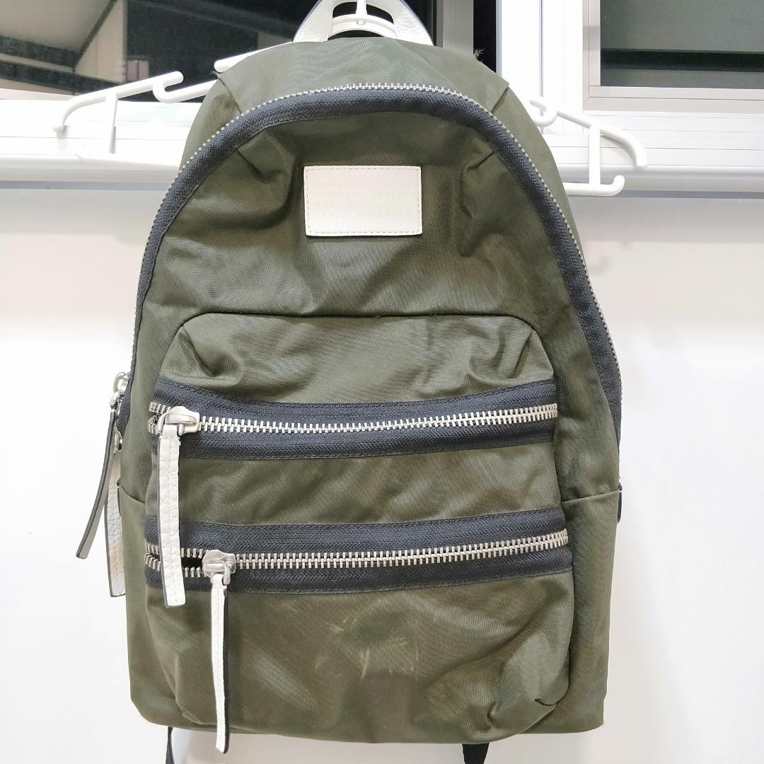 marc jacobs green backpack