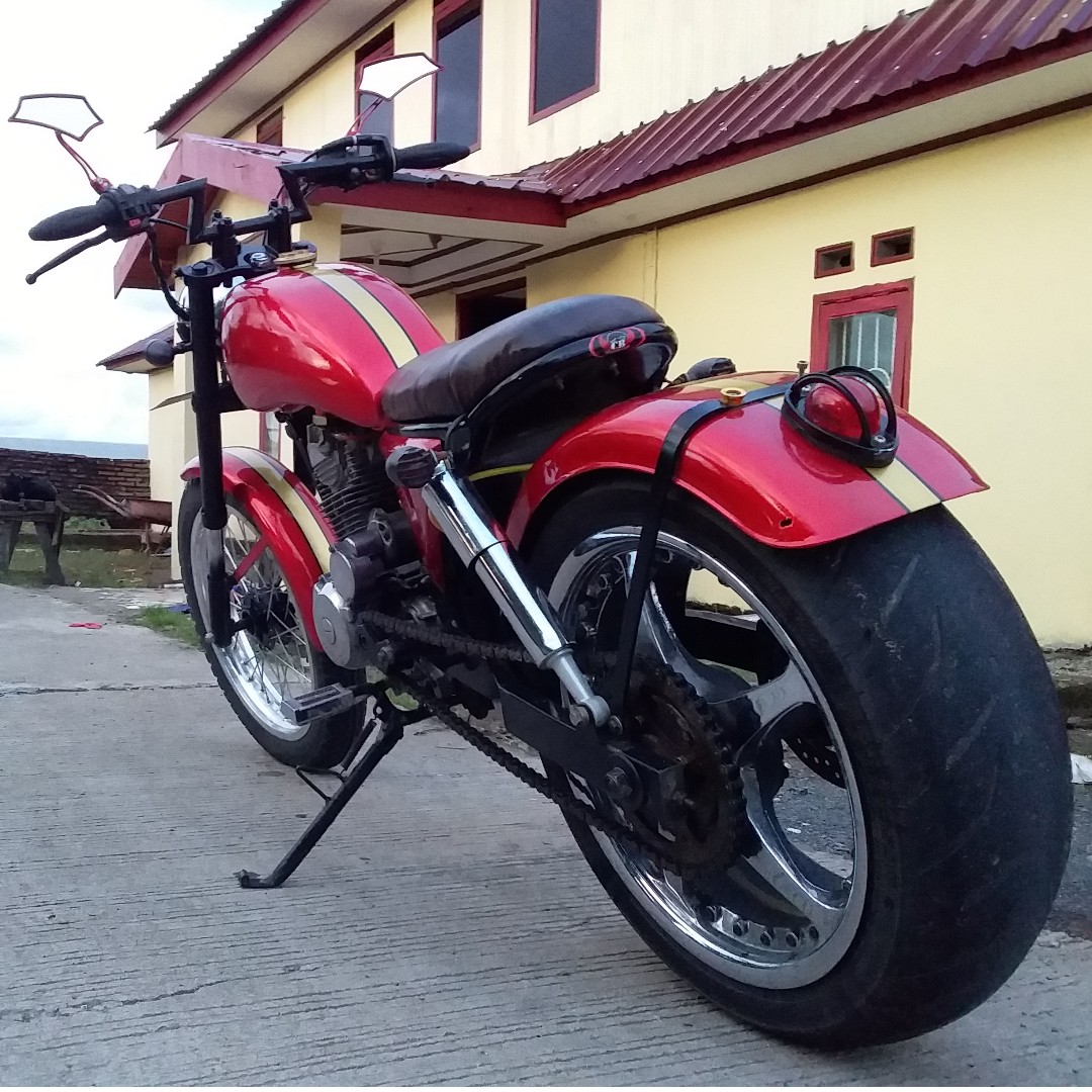 custom motor bobber