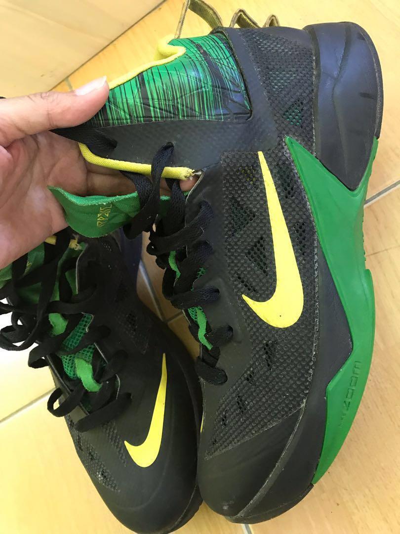 nike hyperfuse trainers