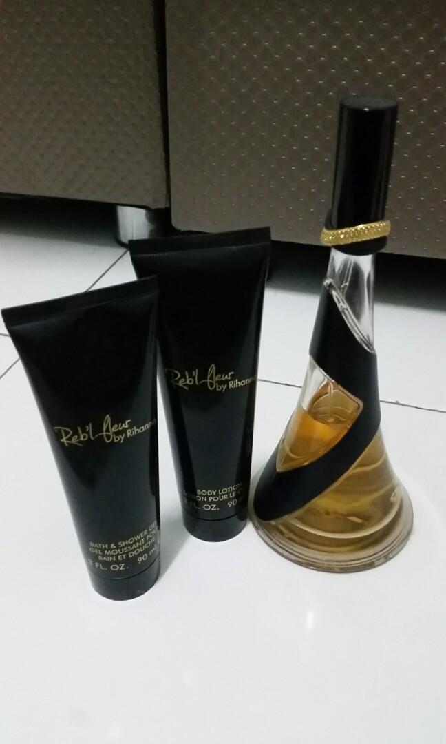 Original Rihanna Perfumes Set Health Beauty Perfumes Nail Care Others On Carousell