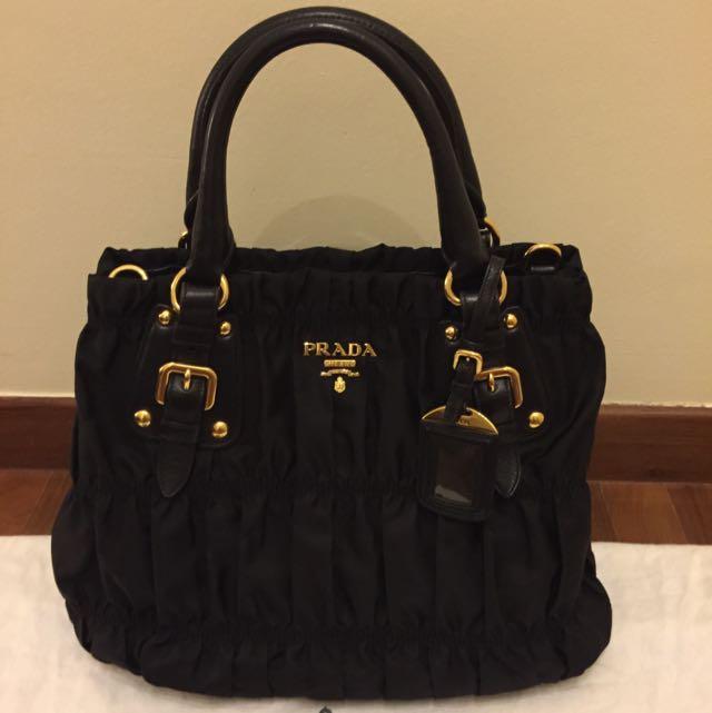 Almost New PRADA BN1792 Nero Luxury Bags Wallets on Carousell