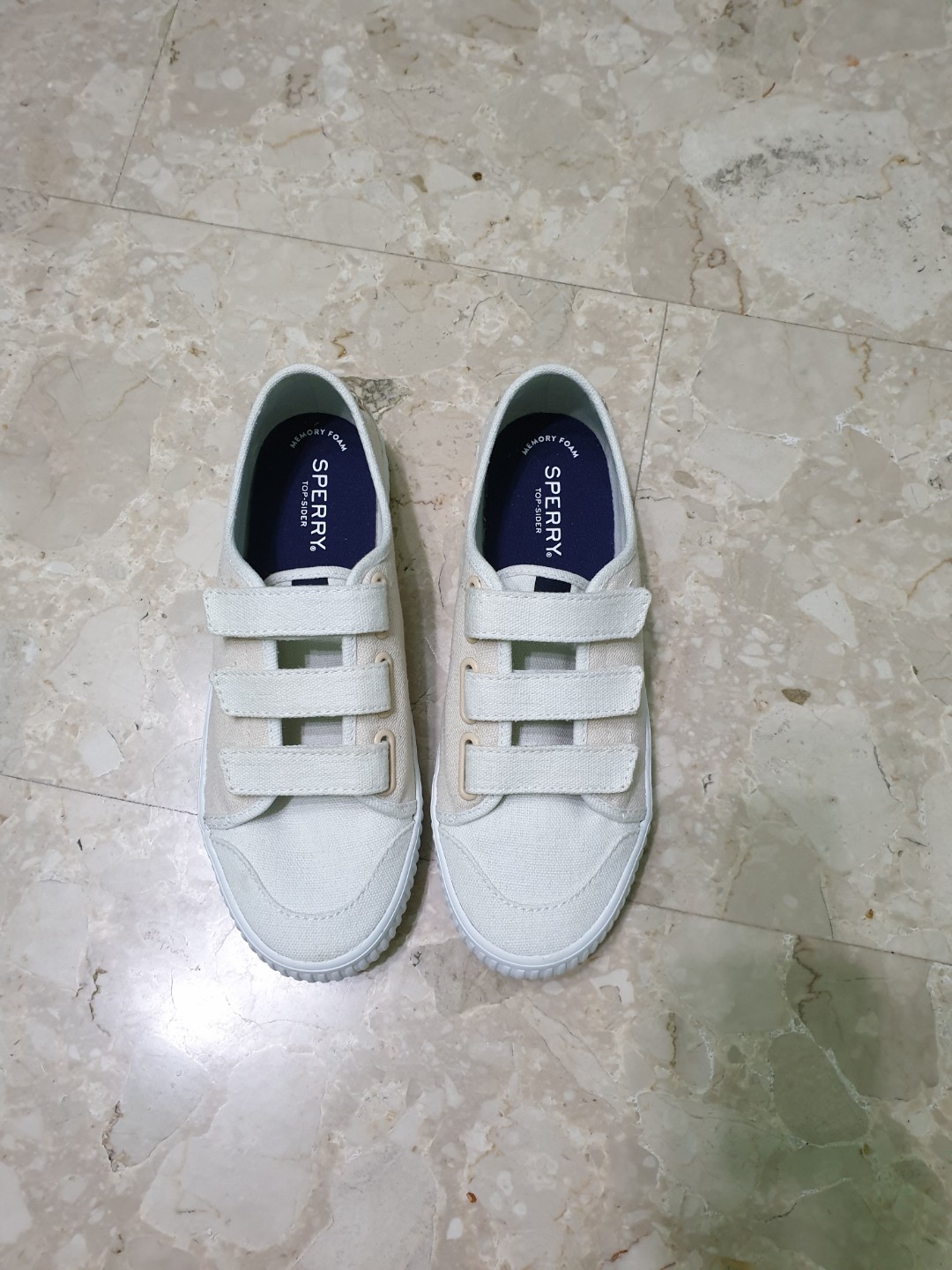 Sperry crest loop sneakers Clearance