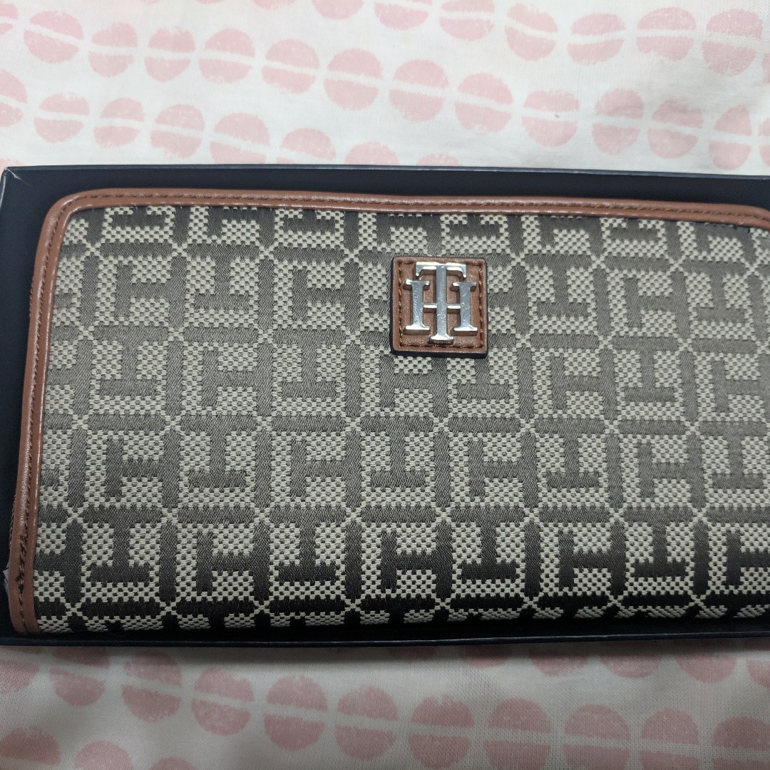 tommy hilfiger original tag