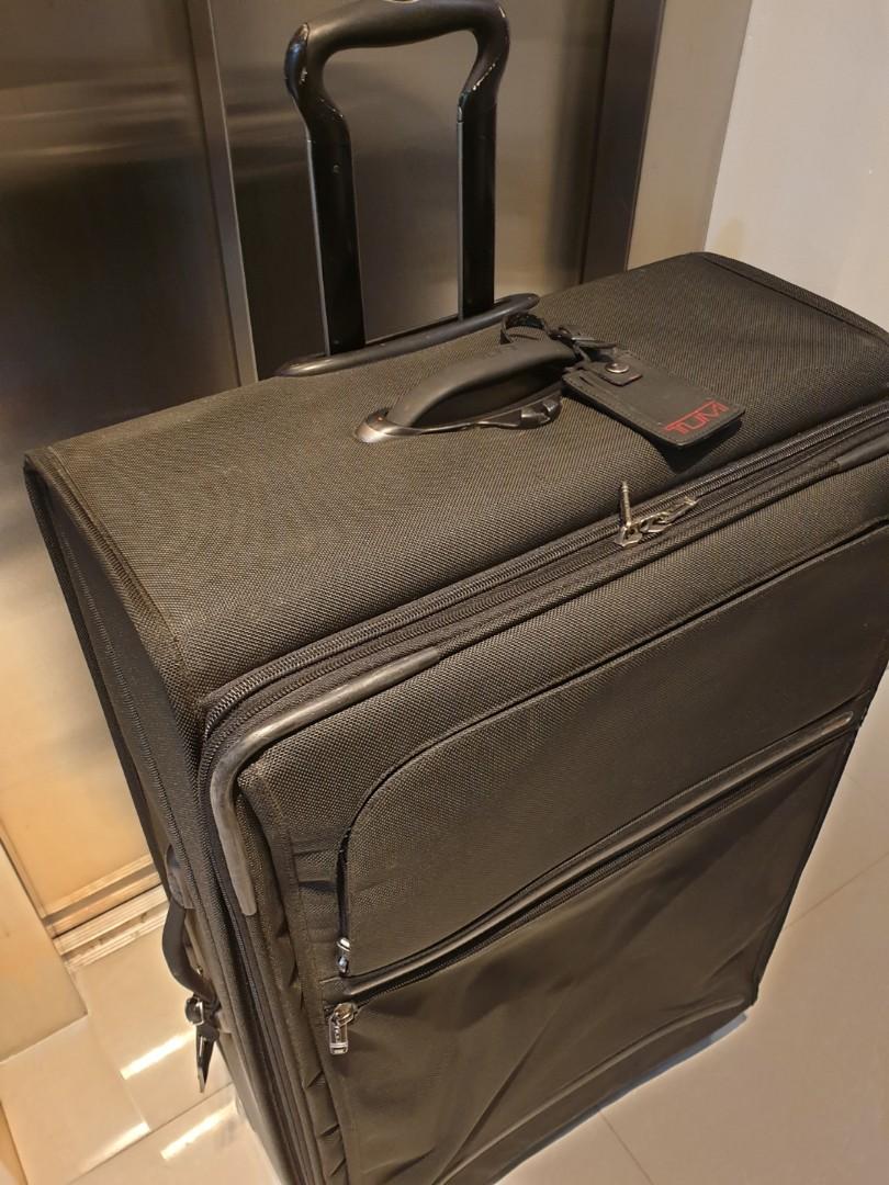 Tumi model 22047d4 Ballistic nylon expandable travel luggage 32" x