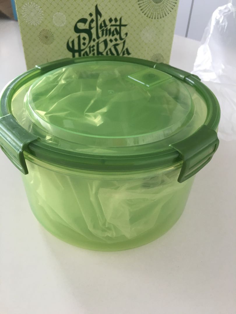 Tupperware Container, Furniture & Home Living, Kitchenware & Tableware