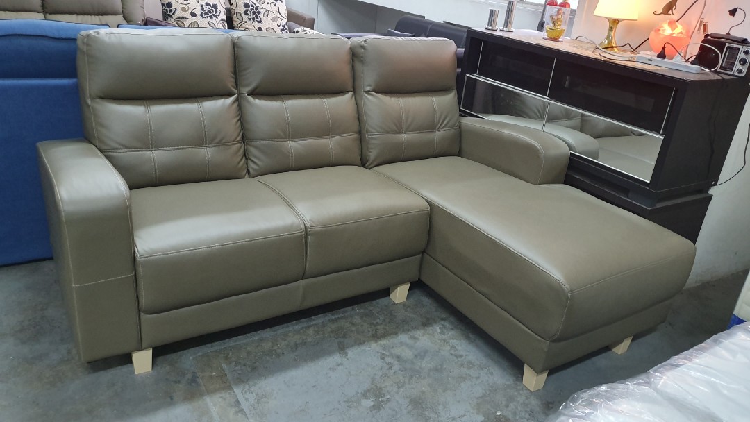 1 9m High Back Pu Leather Sofa