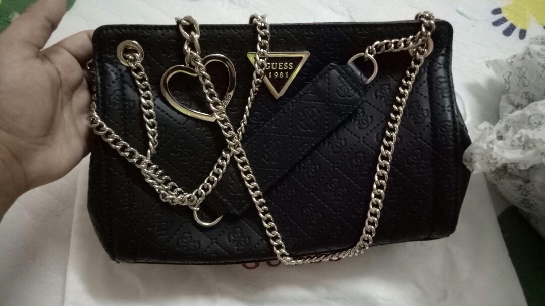 Guess lyra convertible crossbody bag