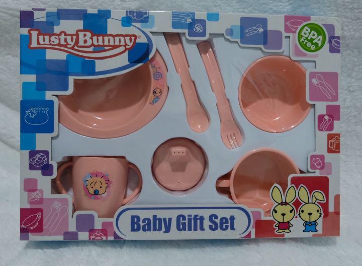 lusty bunny baby gift set