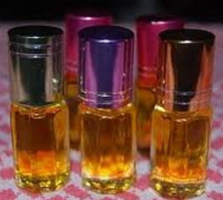 Minyak Kasturi Kijang Syifa 1ml Hobbies Toys Memorabilia Collectibles Religious Items On Carousell