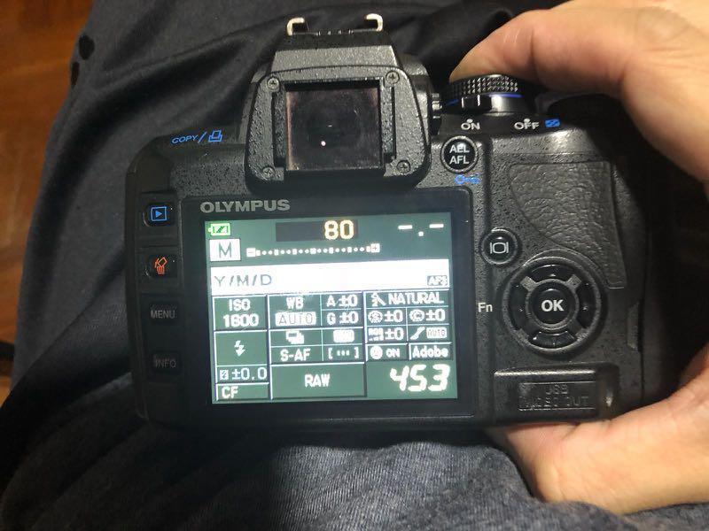 Appareil Photo Reflex Numérique Olympus E-450 Avec Objectifs Et Accessoires