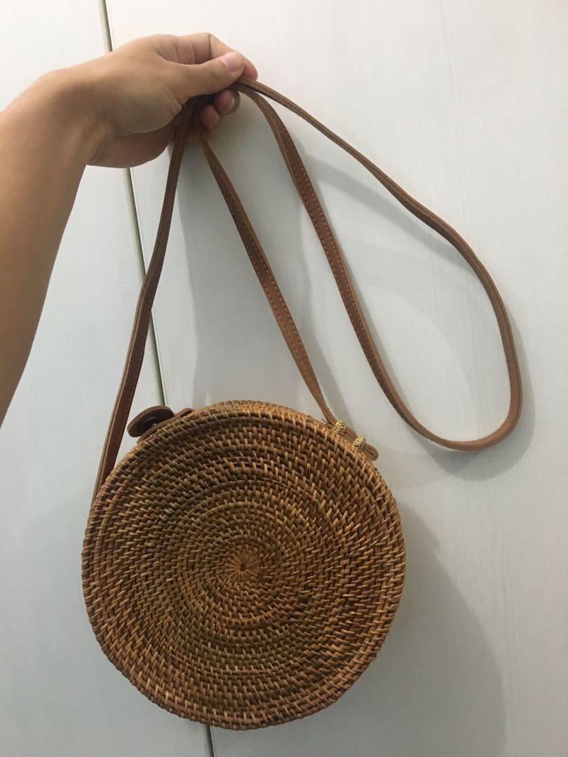 ratan sling bag