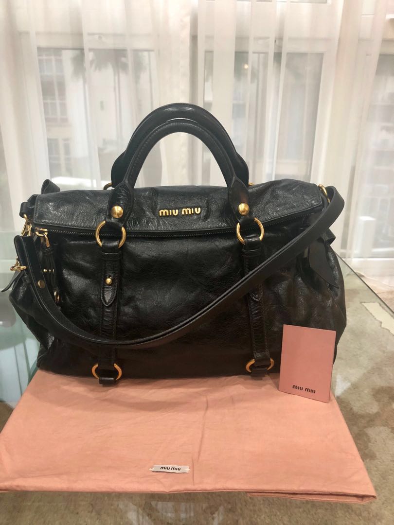 Leather handbag Miu Miu Black in Leather - 34958810