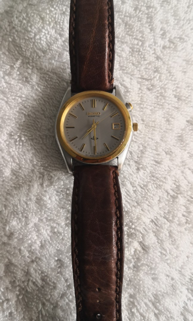 Selling Seiko 5m22-7a80 Kinetic, Men's Fashion, Watches & Accessories,  Watches on Carousell