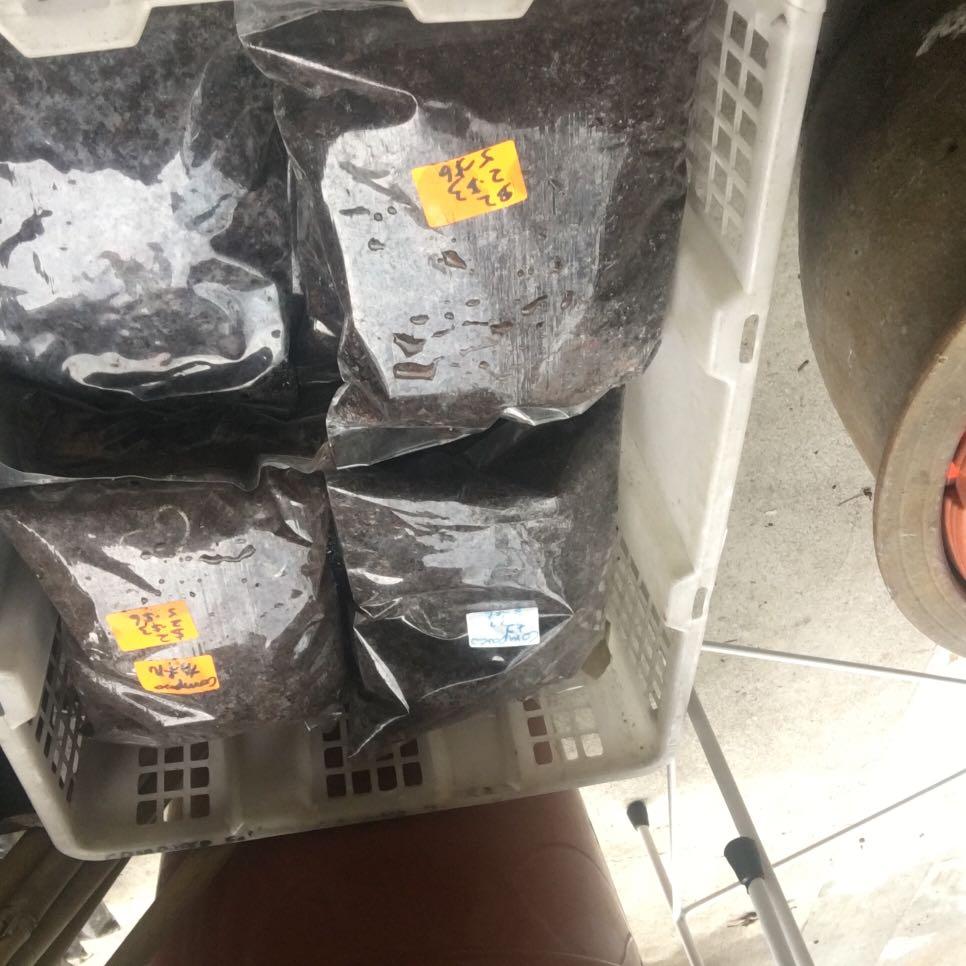 Soils delivery islandwide for pool order of 200 packs per area