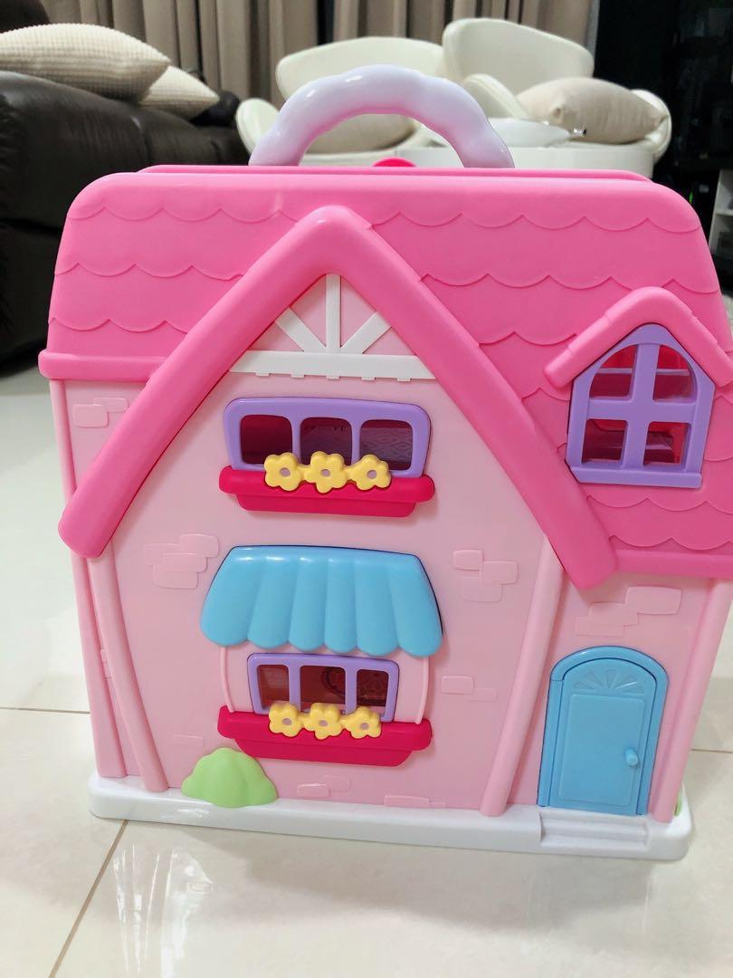you & me family cottage dollhouse playset