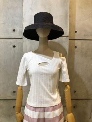 Pick a boo top / blouse