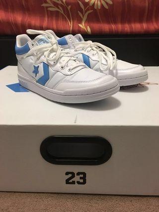 Jordan x Converse Pack Size 8