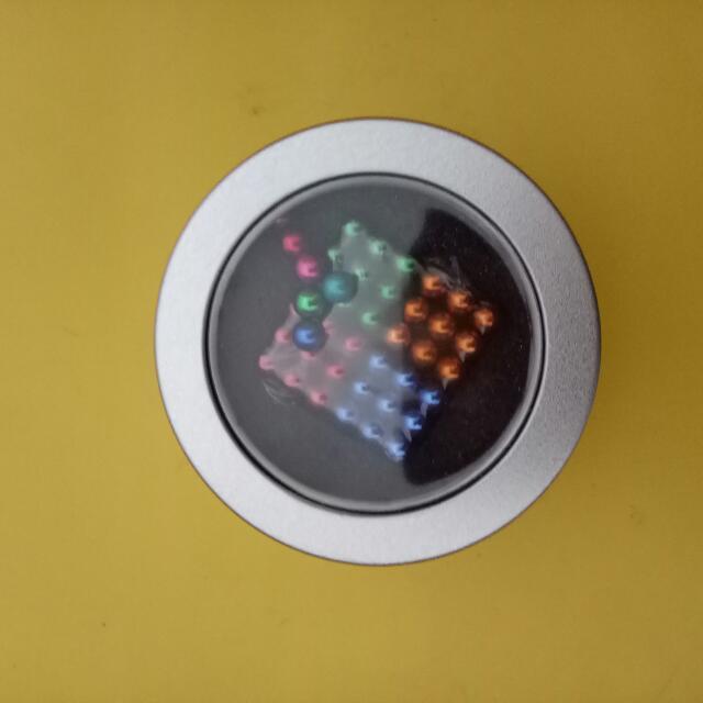 free magnetic balls