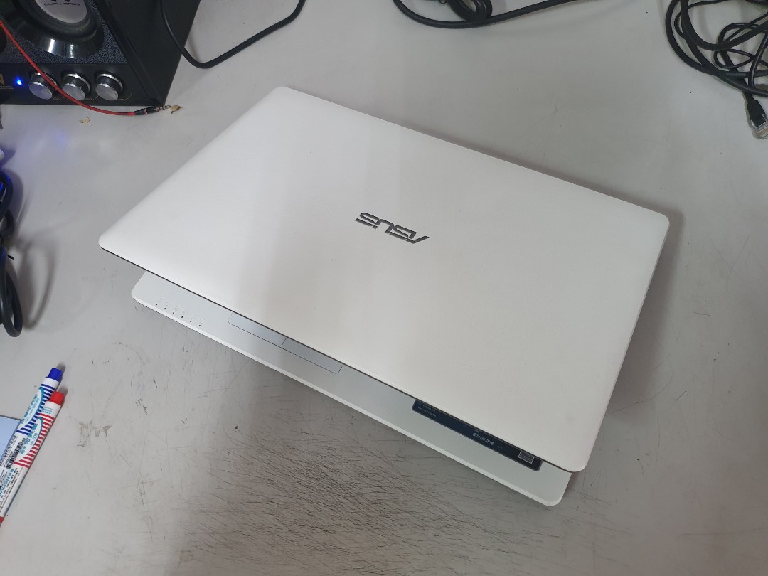 ASUS X552M Laptop 15'inch SSD 120G 4G Nvidia 820m win10 notebook, 電腦及科技 ...