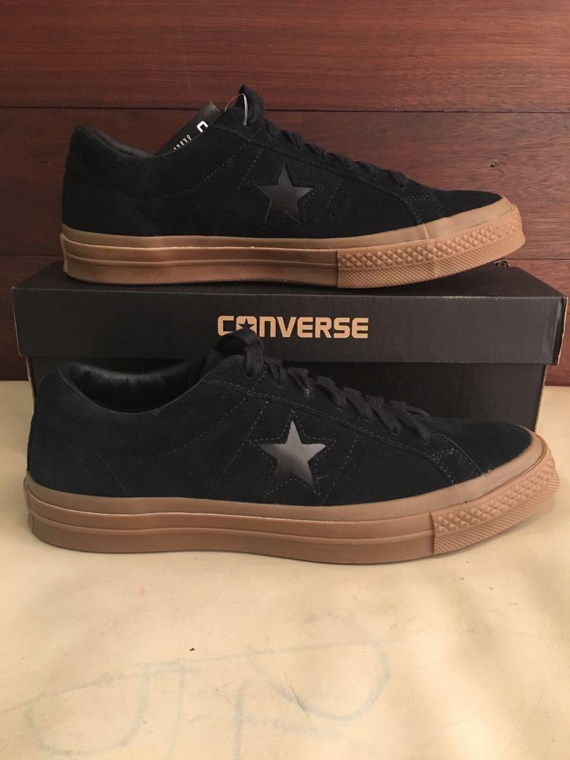 black converse with black sole