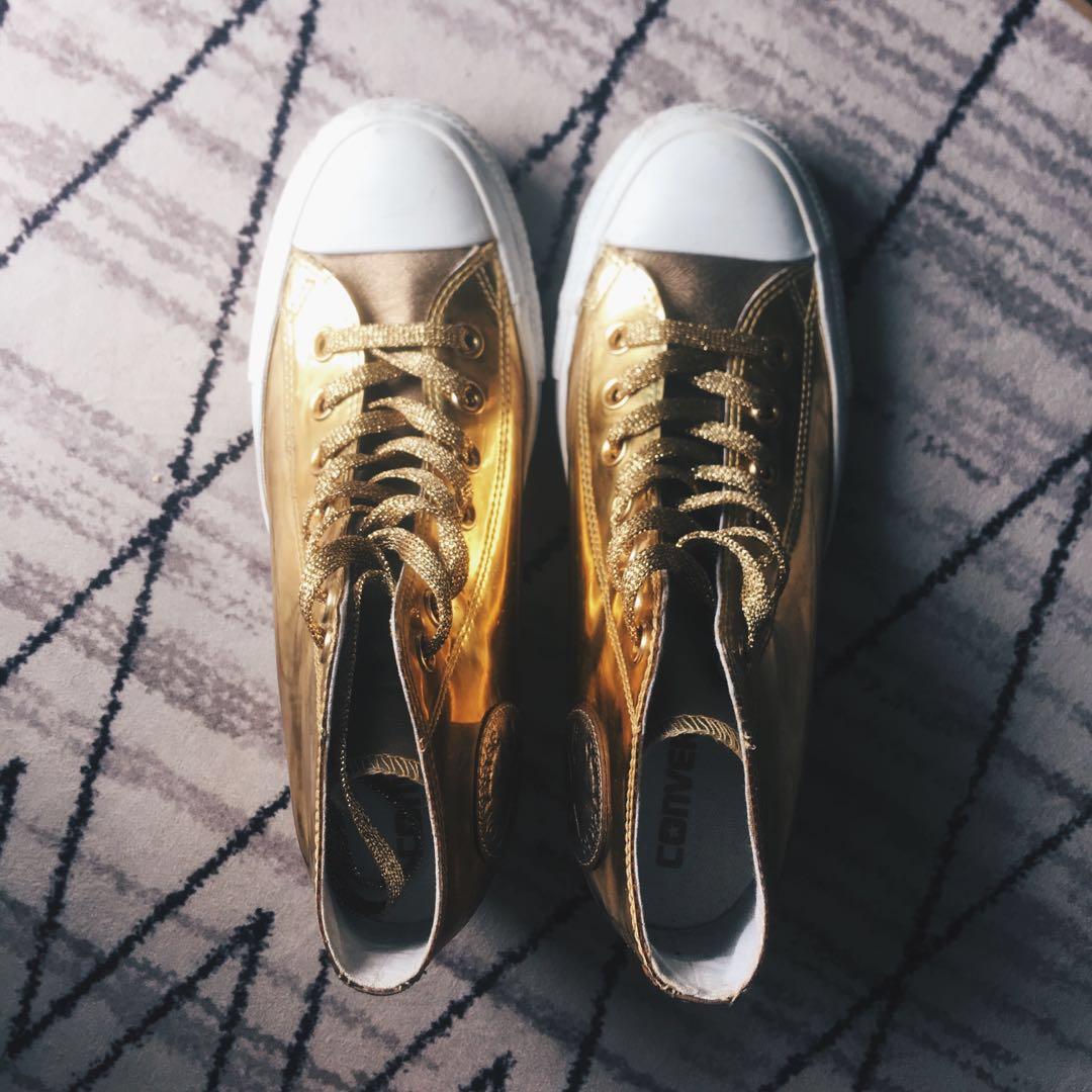 converse gold trainers