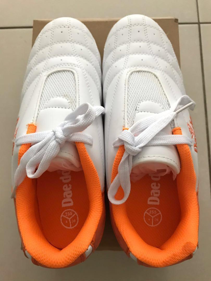 Taekwondo top shoes daedo