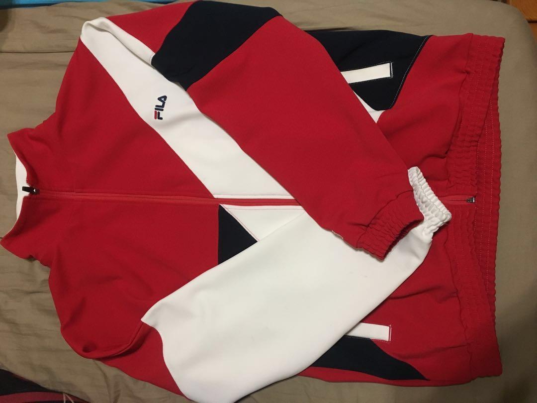 gucci supreme yeezys