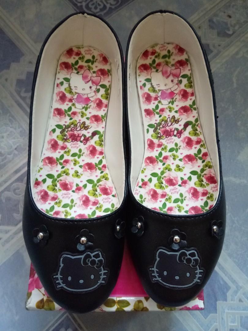 black kitty shoes
