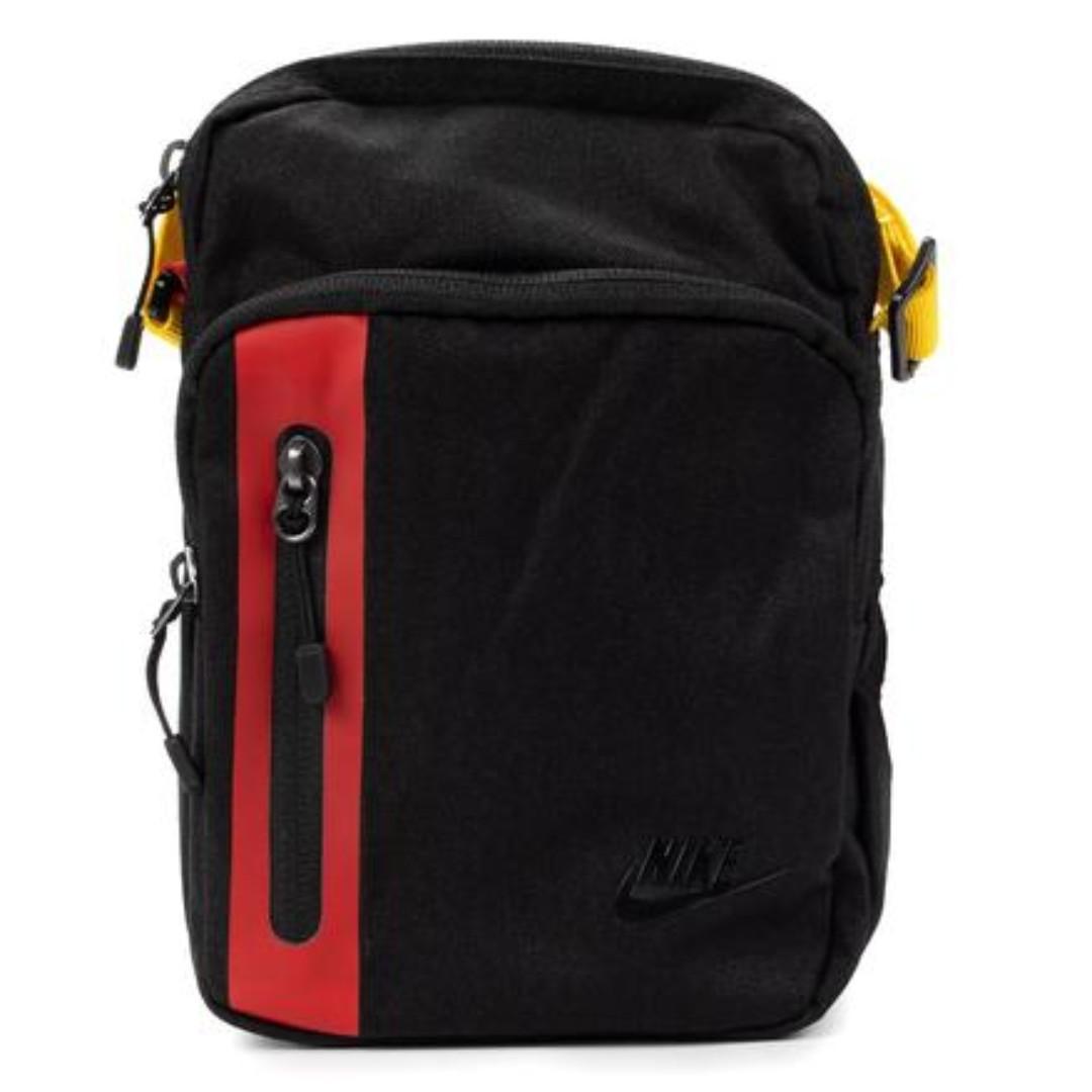 nike wash bag