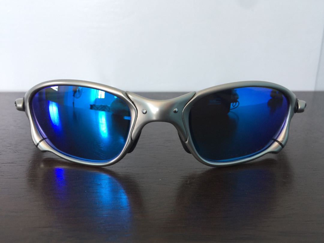oakley sports shades