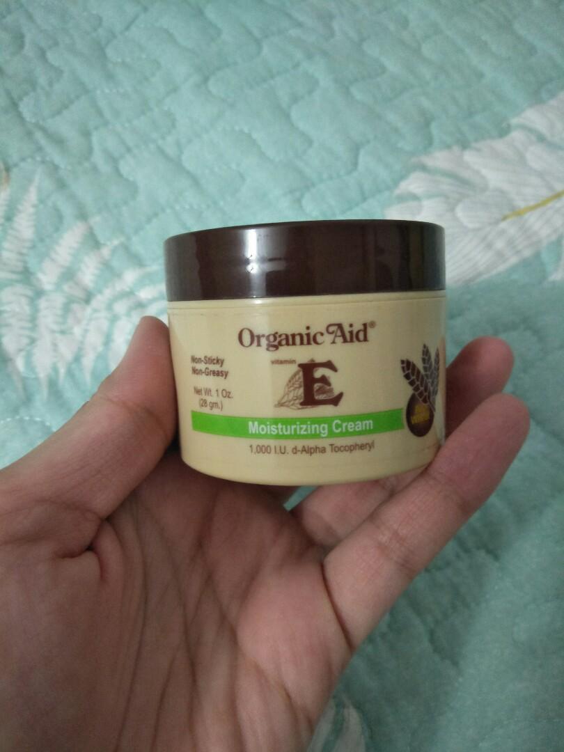 Organic Aid Vitamin E Moisturizing Cream Health Beauty Skin Bath Body On Carousell