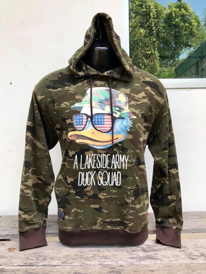 Original Duck Dude B-One-Soul Camo Hoodie, Men's Fashion, Tops u0026 Sets,  Hoodies on Carousell