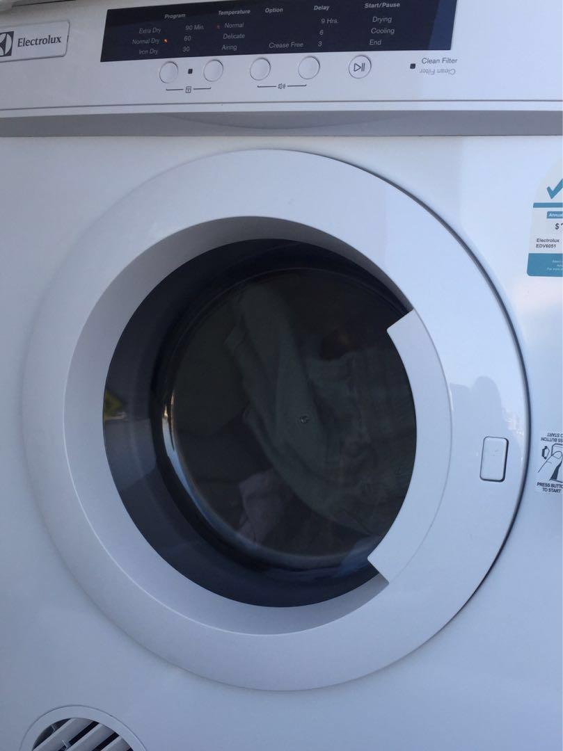 Price Down !Electrolux dryer 6kg with venting kit and mounting rack, TV