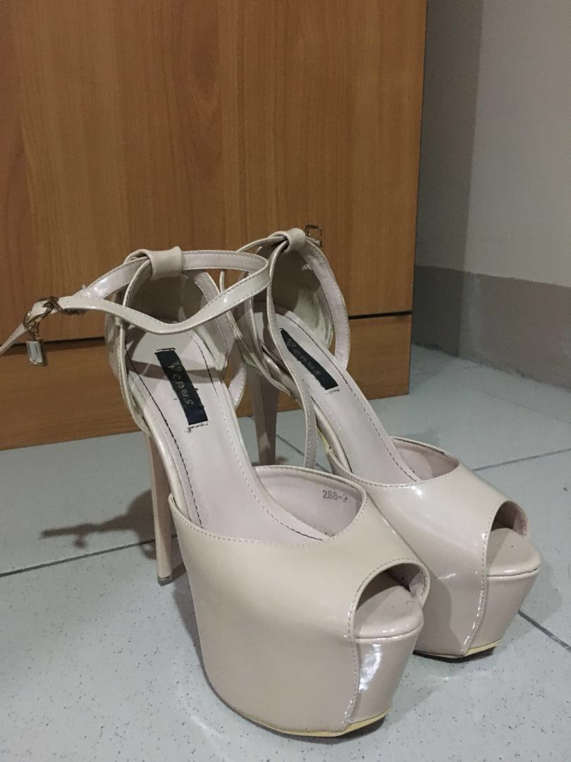nude pageant heels