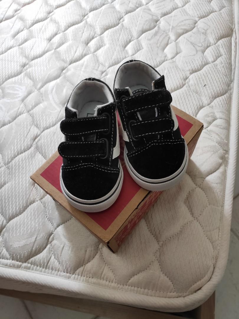 old school baby shoes