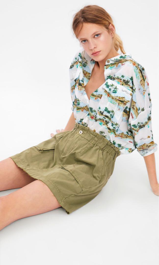 green mini skirt zara