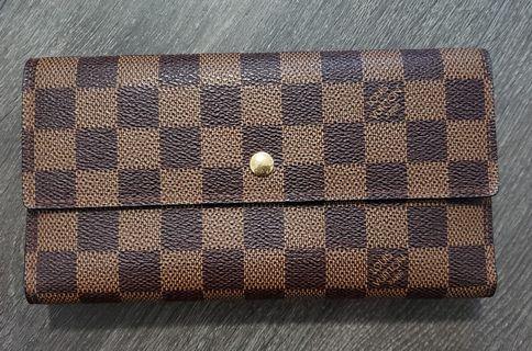 100% authentic Louis Vuitton trifold wallet