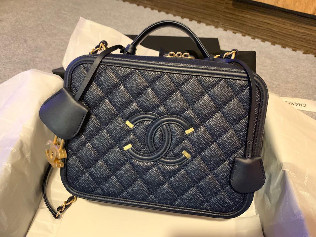 Chanel vanity sales case 24cm