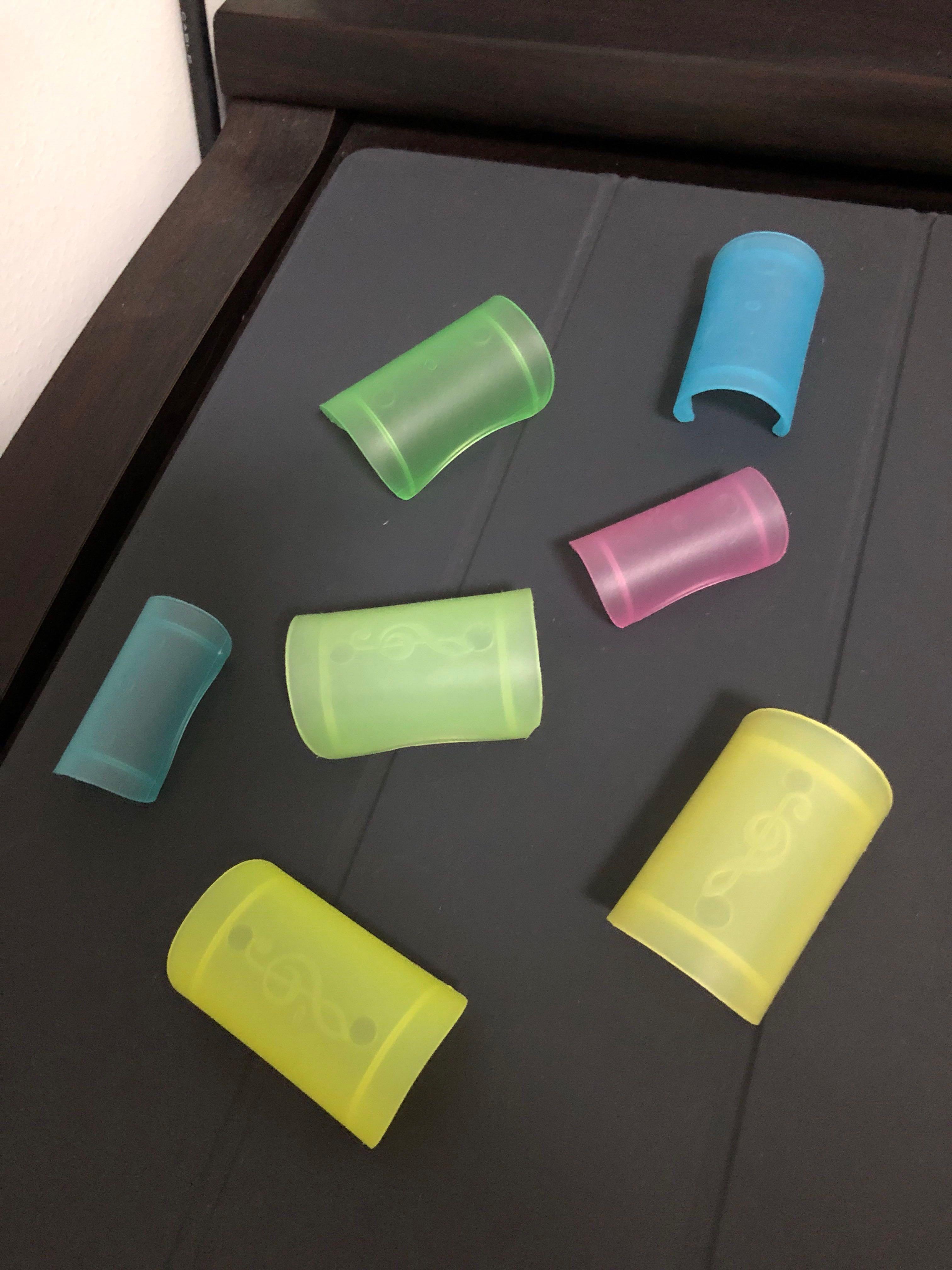 DiMo Protector (Category: Cases & Sleeves) located in Singapore. Submitted by josephus_ (Listing ID 218506820, Image 1). Description: Mint condition DiZi Dimo protector Deal at most mrt station Various keys $0.50 each Left C, E and F key .