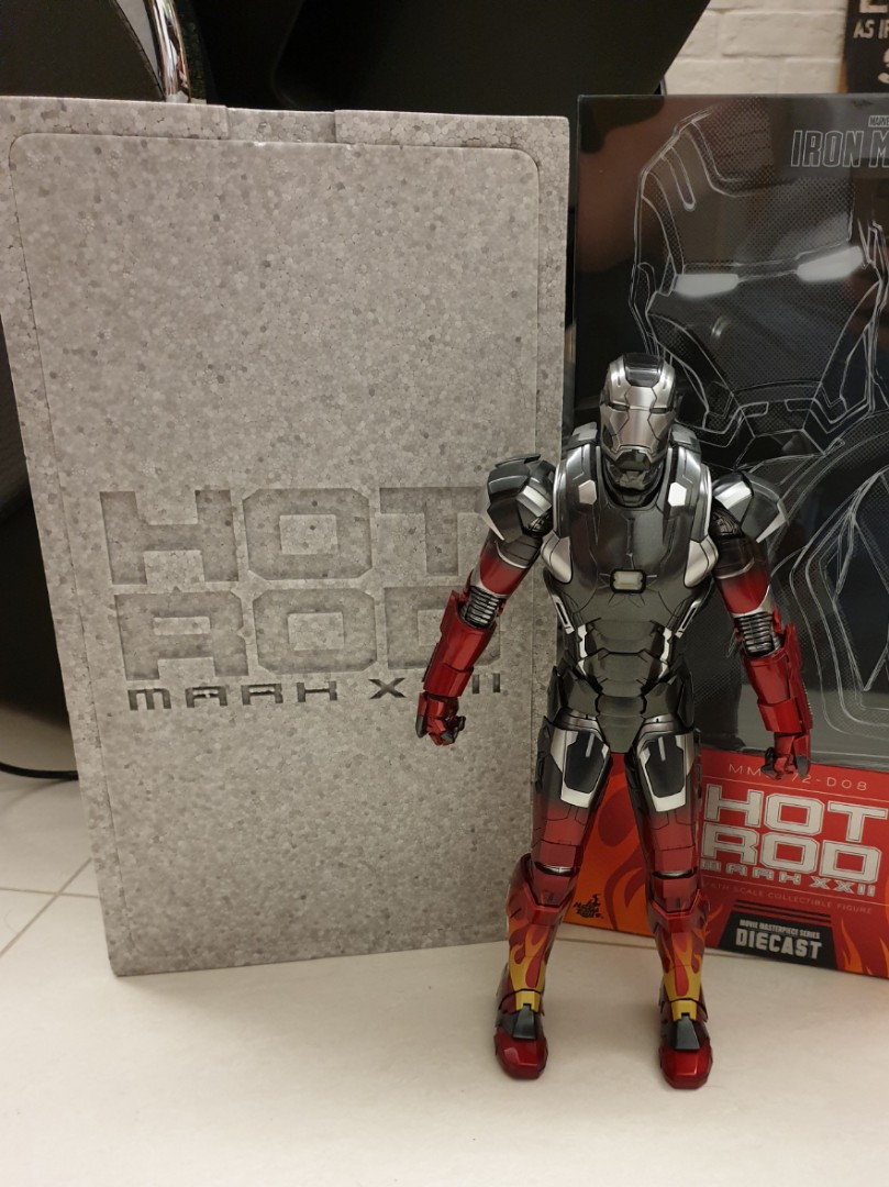hot toys iron man hot rod