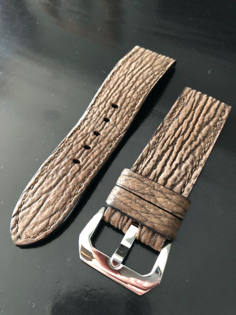 Shark strap outlet