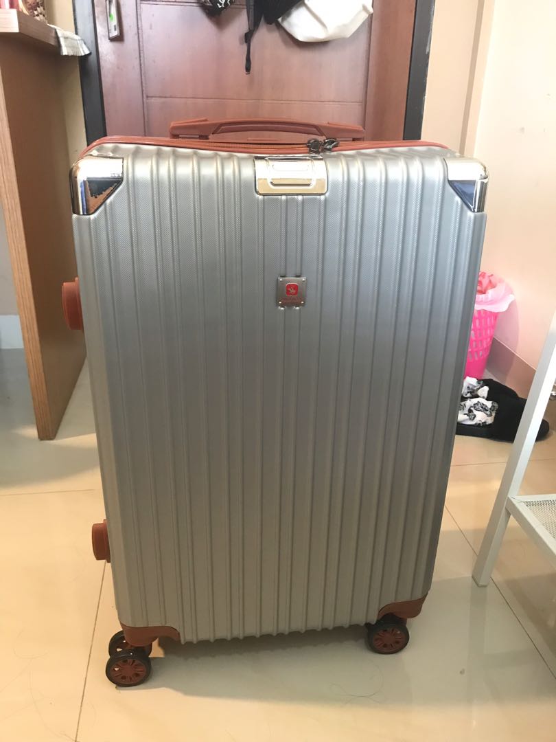 rimowa look alike