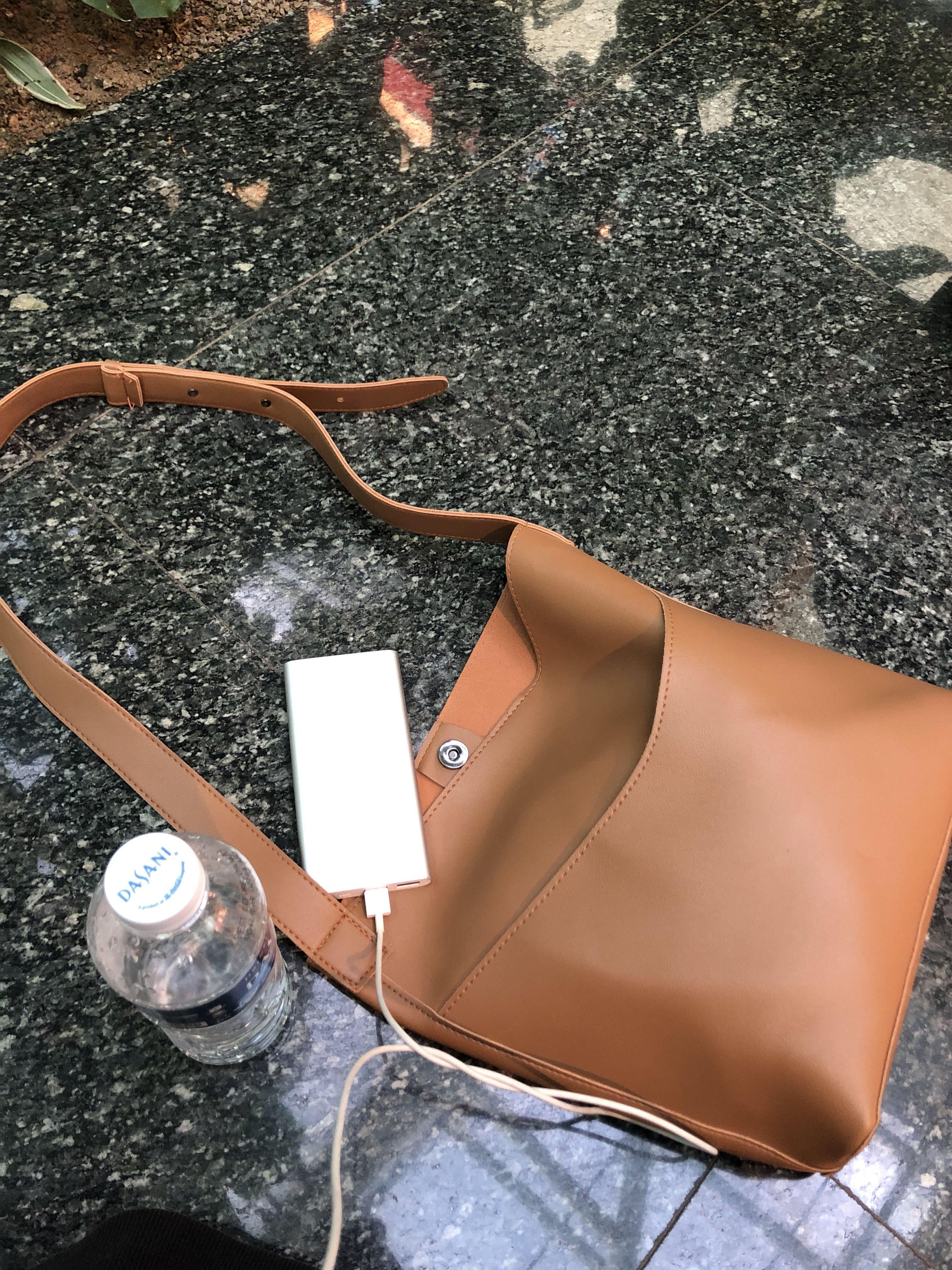 tan bucket bag