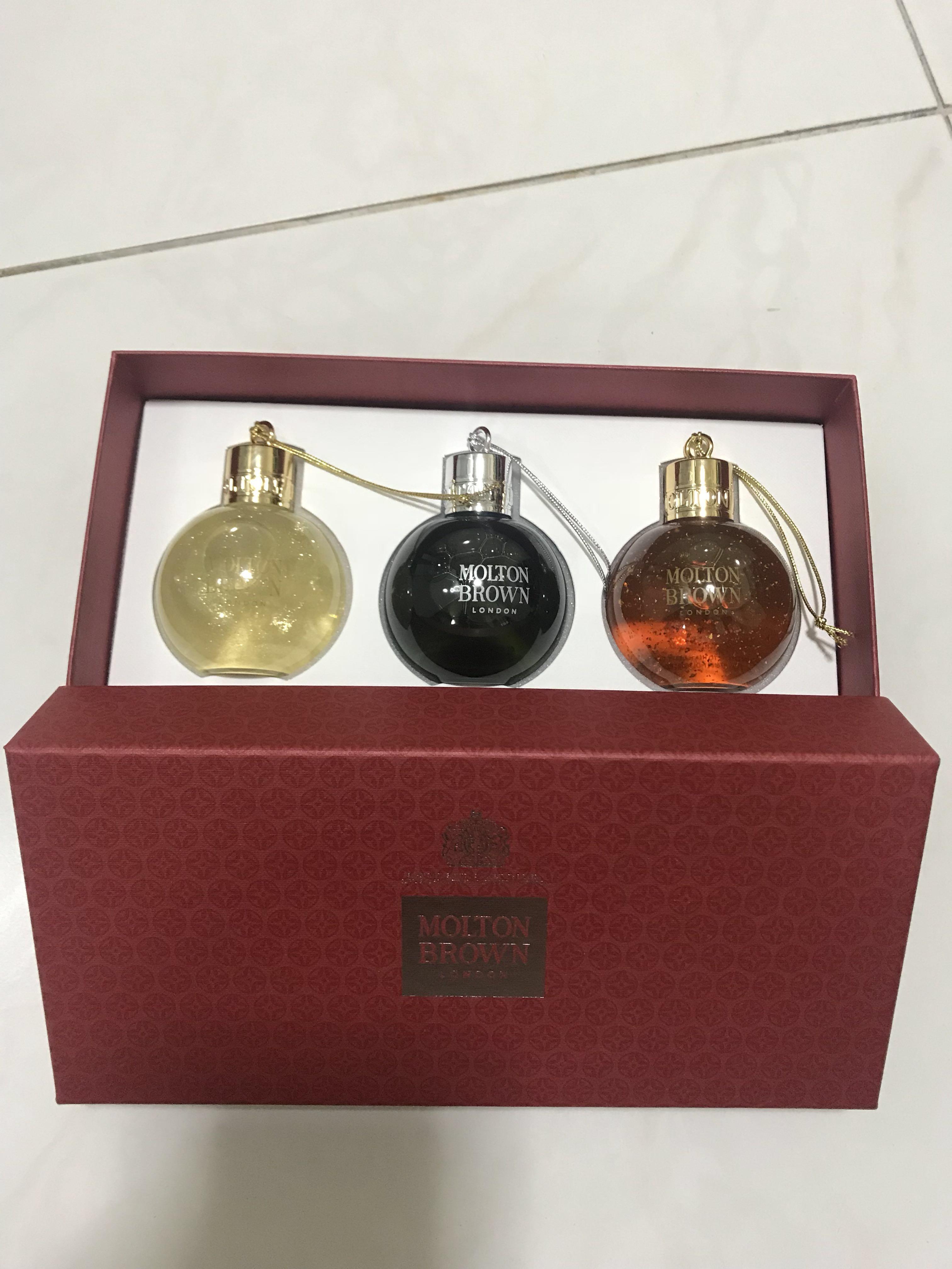 picture Molton Brown Bauble Gift Set carousell