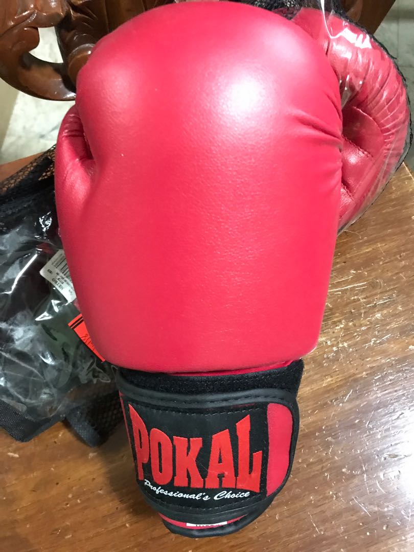 pokal boxing gloves